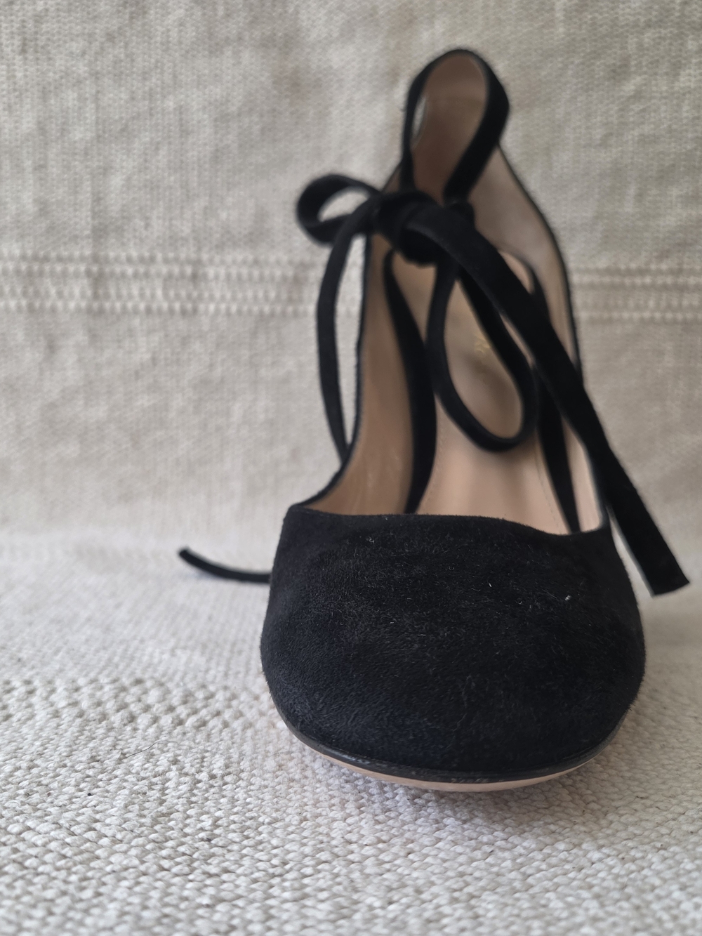 Gianvito Rossi Black Suede "Carla" Pumps - Picture 10 of 16